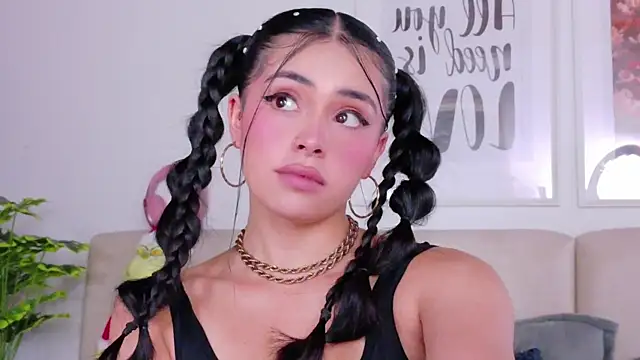 SaritaBratz online show from 11-28-25, 09:04