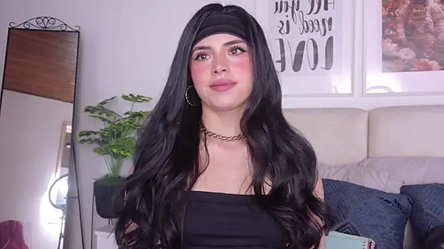 SaritaBratz online show from 02-16-26, 08:51