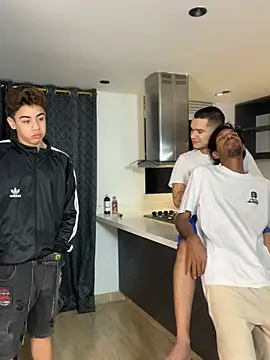 Miguel bigcock online show from 01-11-26, 01:34