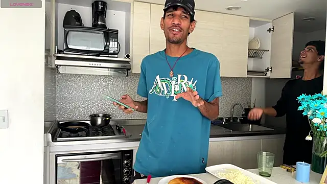 Miguel bigcock online show from 12-16-25, 02:54