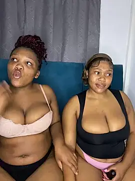 Snapshot of Beyoncex05 chatting on 09-13-25, 09:59 Beyoncex05 online show from 09-13-25, 09:59