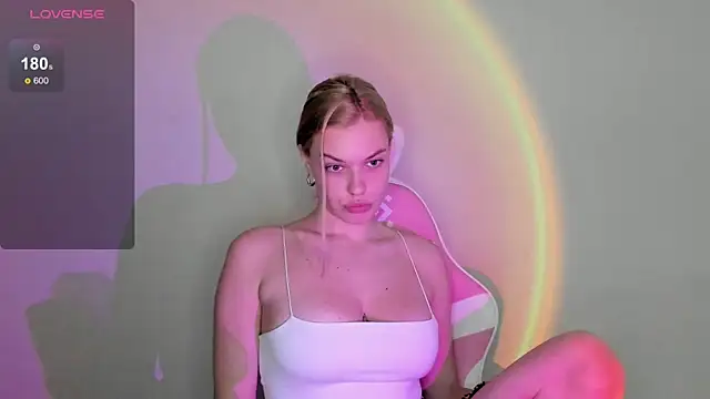 kitty Cathie online show from 03-19-25, 08:55
