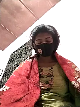 Snapshot of Retisha-Redoy chatting on 03-07-25, 04:13 Retisha-Redoy online show from 03-07-25, 04:13