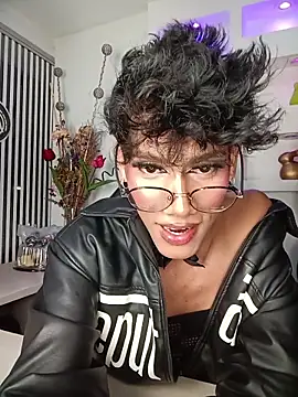 Jonas Rivers online show from 10-26-25, 01:06