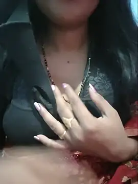 Snapshot of Sexyradha_ chatting on 07-05-26, 05:36 Sexyradha online show from 07-05-26, 05:36