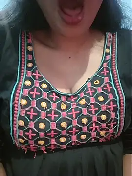 Snapshot of Sexyradha_ chatting on 07-08-26, 05:19 Sexyradha online show from 07-08-26, 05:19