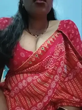 Snapshot of Sexyradha_ chatting on 07-18-26, 04:15 Sexyradha online show from 07-18-26, 04:15