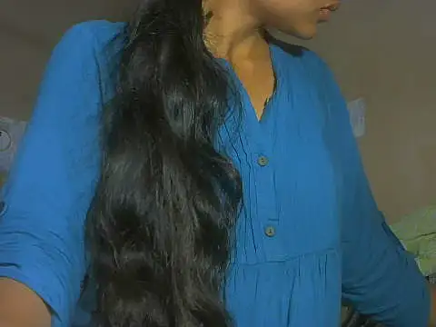 Snapshot of mayra89 chatting on 07-08-26, 03:24 mayra89 online show from 07-08-26, 03:24