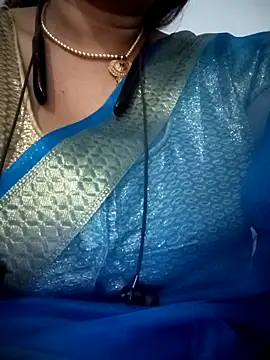 Snapshot of Neha-Bhabhi-Rasily chatting on 10-19-25, 09:39 Neha-Bhabhi-Rasily online show from 10-19-25, 09:39