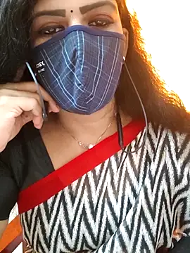 ashmitha online show from 10-29-25, 04:11