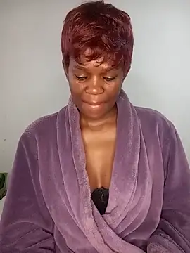 Missvixen81 online show from 05-31-26, 06:08
