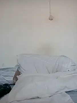 Missvixen81 online show from 10-17-25, 04:49