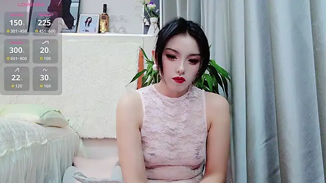Snapshot of guoguo7777777 chatting on 05-25-26, 12:37 guoguo7777777 online show from 05-25-26, 12:37
