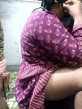 Snapshot of Pakhi_Couple_69 chatting on 09-14-25, 05:35 Pakhi Couple 69 online show from 09-14-25, 05:35