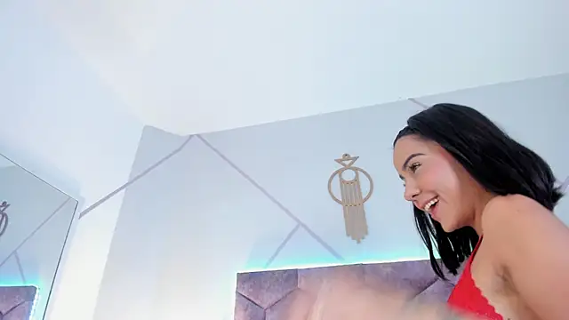 aurora collinss  online show from 11-05-25, 01:03