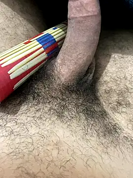 Iliase online show from 10-25-25, 10:25