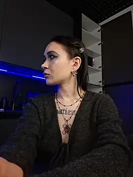 HeatherSweet  online show from 06-22-26, 06:49