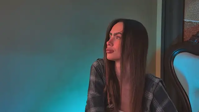 Amanda River online show from 06-03-26, 06:34