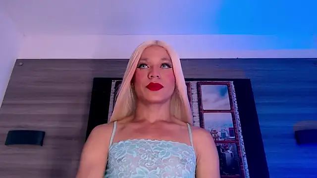 Snapshot of SashaNova chatting on 10-08-25, 04:58 SashaNova online show from 10-08-25, 04:58