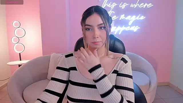 MaddisonCollins online show from 12-21-25, 05:14