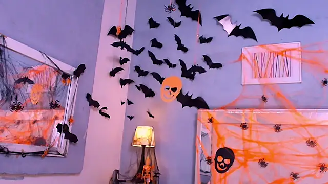 Emily Castillo 1 online show from 10-30-25, 05:06