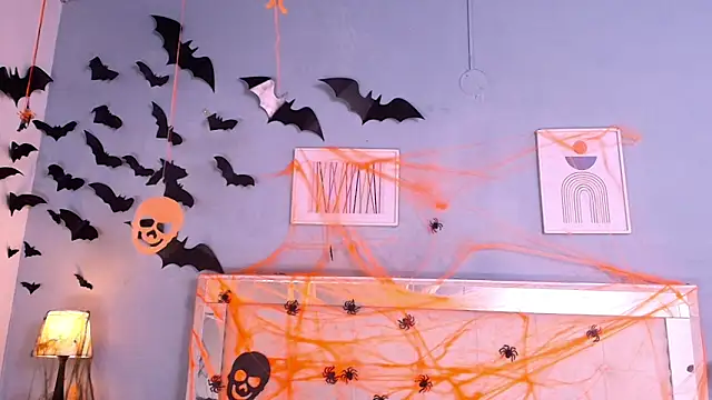 Emily Castillo 1 online show from 10-29-25, 05:06