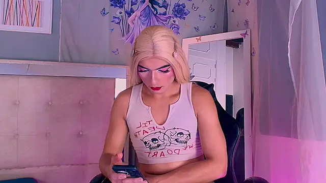 Emily Castillo 1 online show from 05-14-26, 04:53