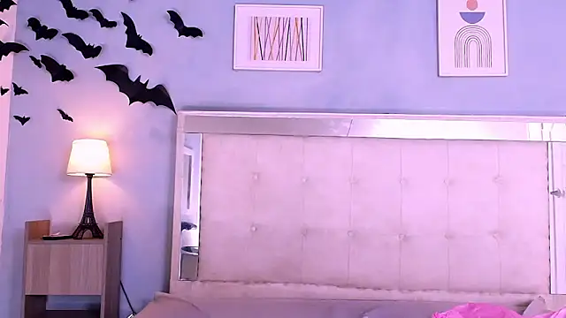 Emily Castillo 1 online show from 11-06-25, 05:55