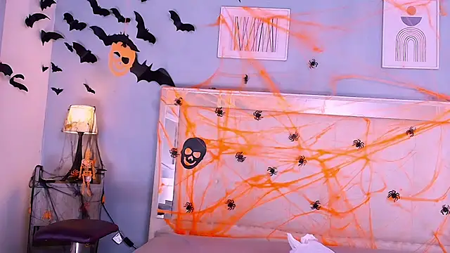 Emily Castillo 1 online show from 10-31-25, 05:04