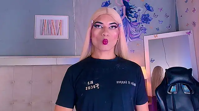 Emily Castillo 1 online show from 04-14-26, 04:39