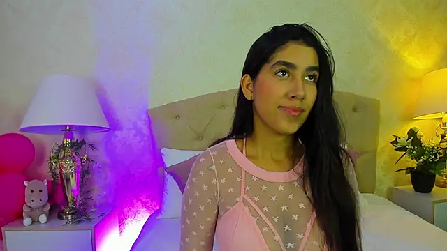 Mia Montess online show from 04-13-26, 05:17