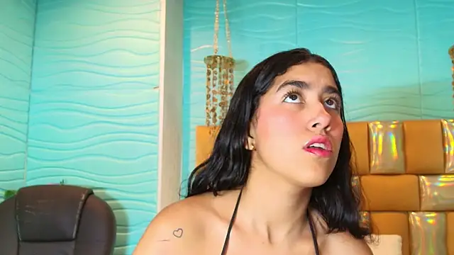 Mia Montess online show from 02-05-26, 12:45