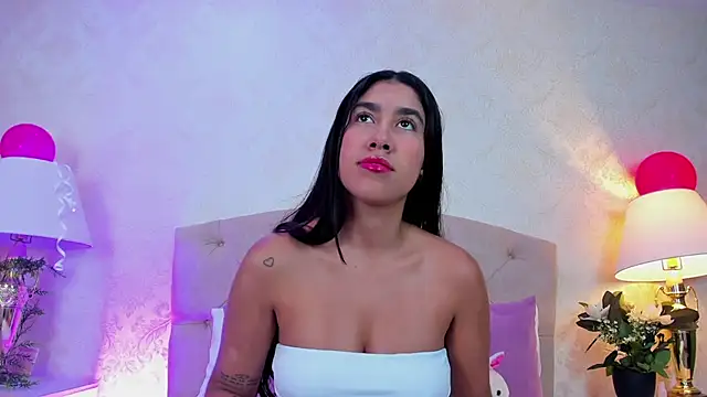 Mia Montess online show from 03-31-26, 01:46