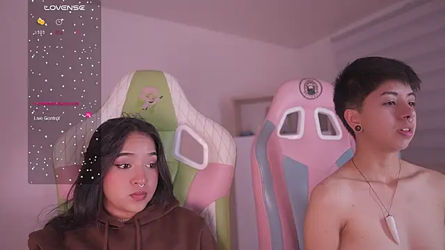 Snapshot of tommy_blue chatting on 11-15-25, 06:01 tommy blue online show from 11-15-25, 06:01