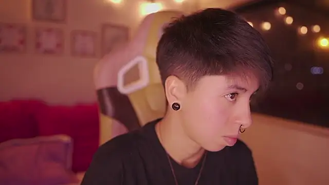 tommy blue online show from 03-05-26, 01:57