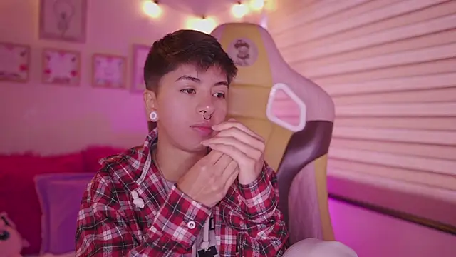 tommy blue online show from 03-19-26, 12:38