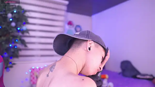 tommy blue online show from 04-10-26, 01:23