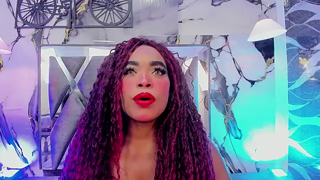 CandyMartinez  online show from 06-12-26, 06:16
