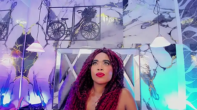 CandyMartinez  online show from 06-06-26, 07:30
