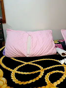 BellyDancer1 online show from 12-05-25, 12:21