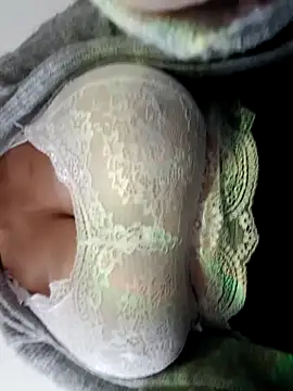 BellyDancer1 online show from 11-14-25, 10:19