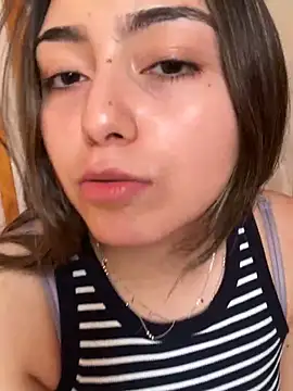 Snapshot of floooohv chatting on 10-18-25, 10:01 floooohv online show from 10-18-25, 10:01