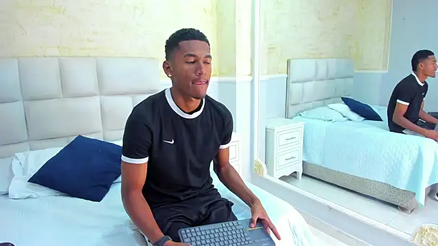 LexiAndDeker online show from 09-20-25, 07:30