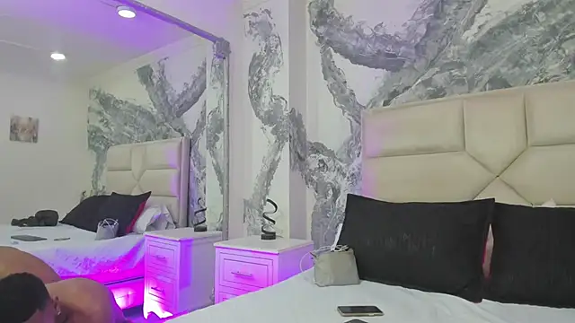 LexiAndDeker online show from 03-18-25, 12:39