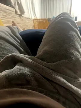 ategurl192 online show from 11-17-25, 05:39