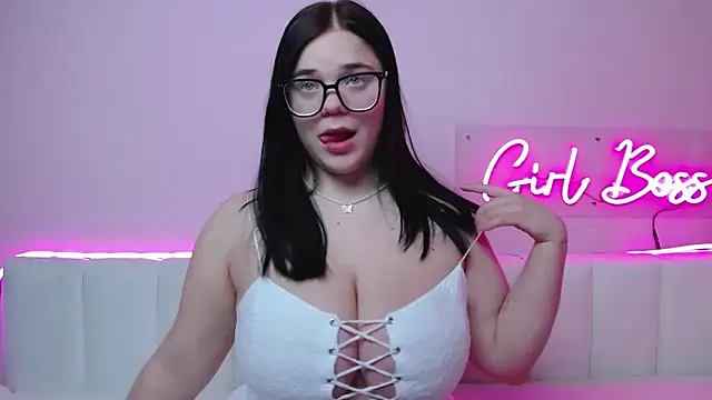 Eliss Shyyo online show from 03-20-25, 04:18