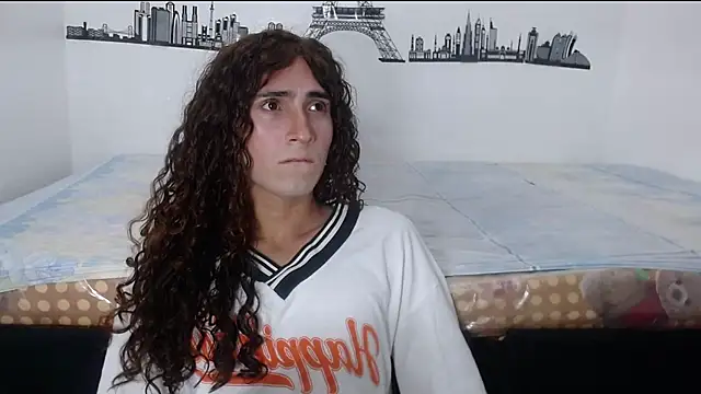 Snapshot of PITERVAGINA chatting on 03-18-25, 04:39 PITERVAGINA online show from 03-18-25, 04:39