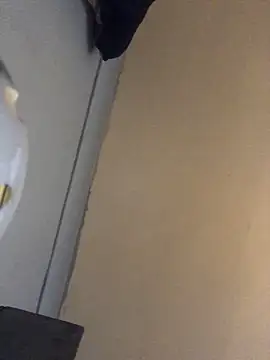 Snapshot of Donnydon79 chatting on 03-04-25, 08:27 Donnydon79 online show from 03-04-25, 08:27