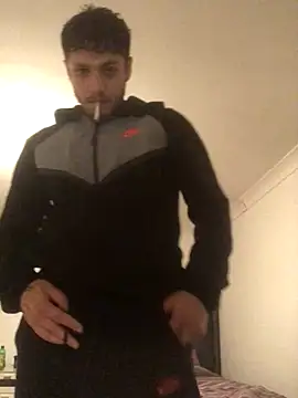 Snapshot of Donnydon79 chatting on 10-07-25, 05:47 Donnydon79 online show from 10-07-25, 05:47