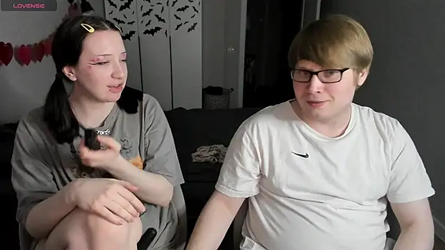 JayMollyy online show from 04-15-26, 07:58